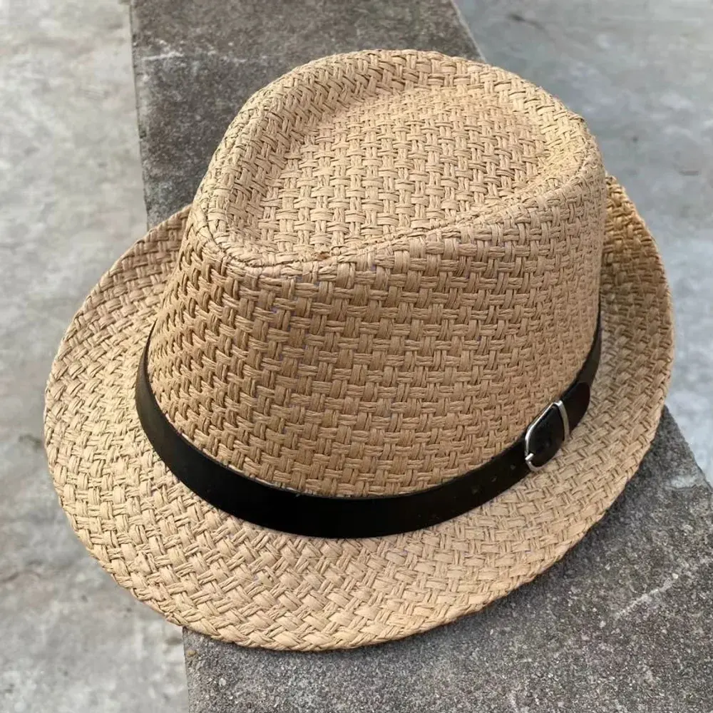 Natural pinch-front straw fedora with a black buckle band