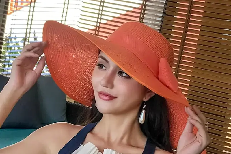 Custom beach straw hats