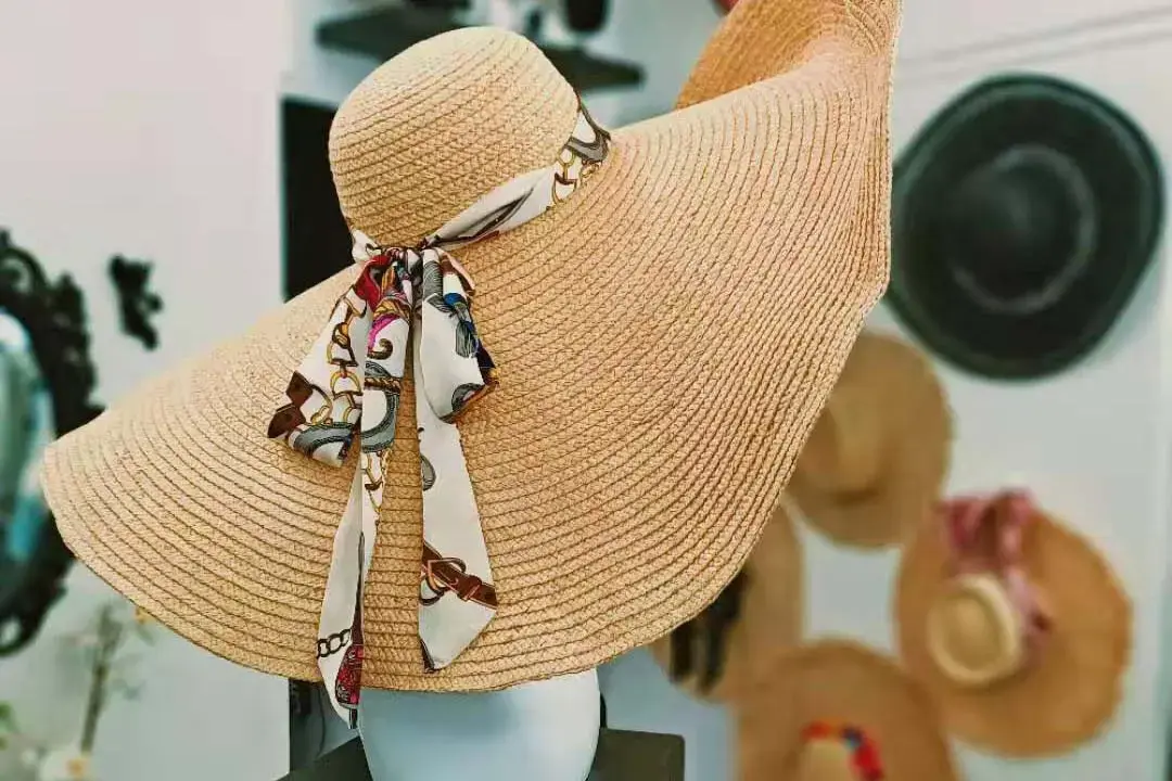 Wide-brim straw sun hat for outdoor and beach programs